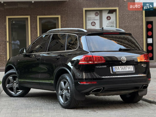 Черный Фольксваген Туарег, объемом двигателя 3 л и пробегом 250 тыс. км за 19000 $, фото 12 на Automoto.ua