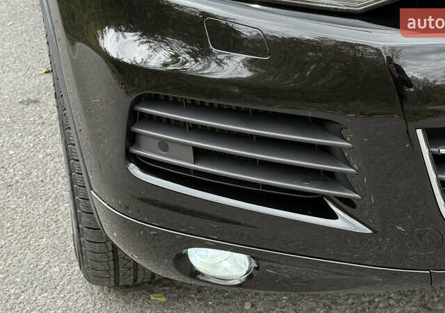 Чорний Фольксваген Туарег, об'ємом двигуна 2.97 л та пробігом 238 тис. км за 21800 $, фото 22 на Automoto.ua