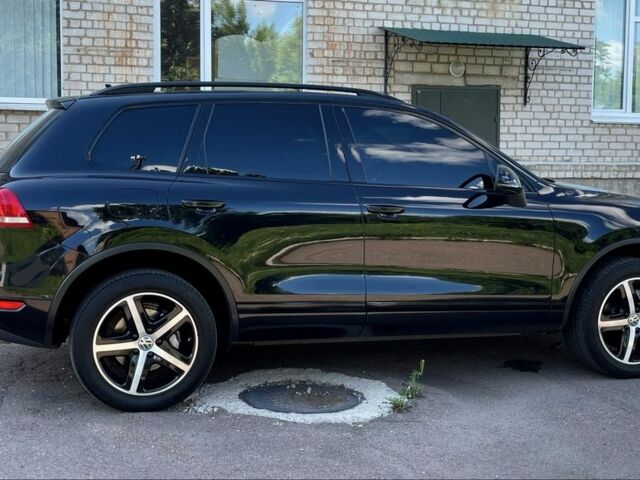 Чорний Фольксваген Туарег, об'ємом двигуна 3 л та пробігом 275 тис. км за 17900 $, фото 6 на Automoto.ua