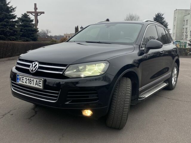 Черный Фольксваген Туарег, объемом двигателя 3 л и пробегом 280 тыс. км за 16800 $, фото 3 на Automoto.ua