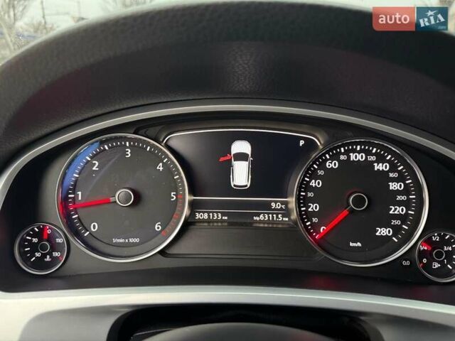 Черный Фольксваген Туарег, объемом двигателя 3 л и пробегом 308 тыс. км за 16490 $, фото 21 на Automoto.ua