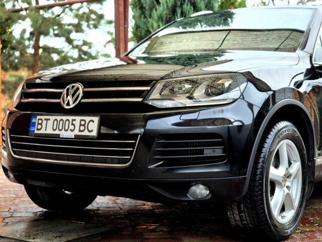 Черный Фольксваген Туарег, объемом двигателя 3 л и пробегом 250 тыс. км за 17300 $, фото 6 на Automoto.ua