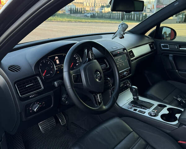 Чорний Фольксваген Туарег, об'ємом двигуна 2.97 л та пробігом 277 тис. км за 23300 $, фото 11 на Automoto.ua