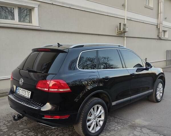 Черный Фольксваген Туарег, объемом двигателя 2.97 л и пробегом 148 тыс. км за 19500 $, фото 4 на Automoto.ua