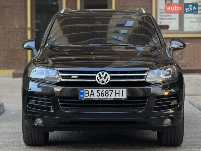 Черный Фольксваген Туарег, объемом двигателя 3 л и пробегом 250 тыс. км за 19000 $, фото 4 на Automoto.ua