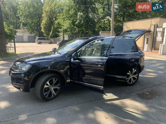 Чорний Фольксваген Туарег, об'ємом двигуна 3 л та пробігом 269 тис. км за 19999 $, фото 10 на Automoto.ua
