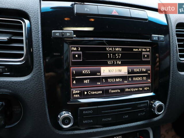 Черный Фольксваген Туарег, объемом двигателя 3 л и пробегом 284 тыс. км за 17800 $, фото 26 на Automoto.ua