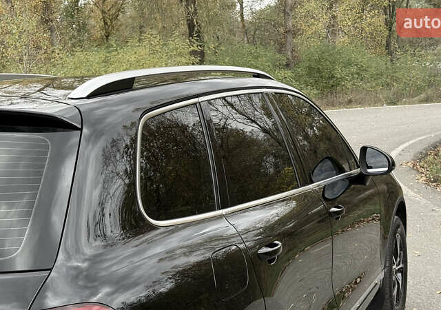 Чорний Фольксваген Туарег, об'ємом двигуна 2.97 л та пробігом 238 тис. км за 21800 $, фото 25 на Automoto.ua