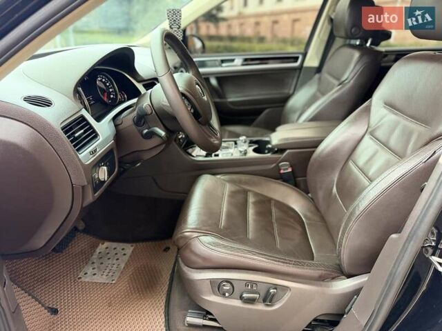 Чорний Фольксваген Туарег, об'ємом двигуна 2.97 л та пробігом 283 тис. км за 18500 $, фото 11 на Automoto.ua