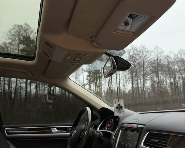 Чорний Фольксваген Туарег, об'ємом двигуна 2.97 л та пробігом 203 тис. км за 24000 $, фото 11 на Automoto.ua