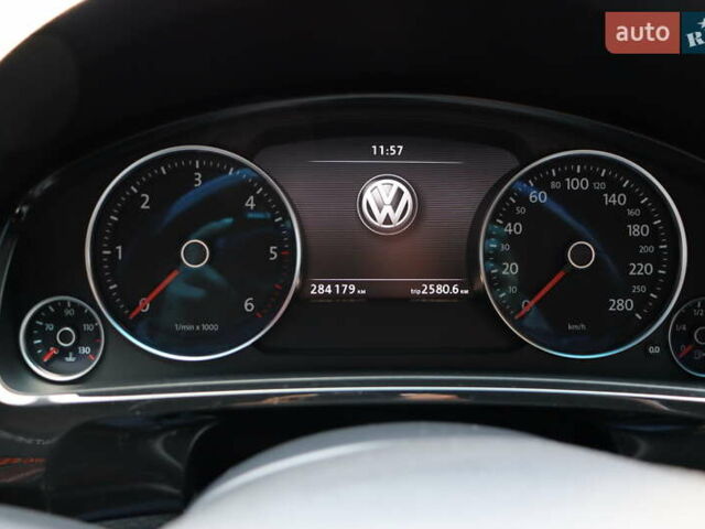 Черный Фольксваген Туарег, объемом двигателя 3 л и пробегом 284 тыс. км за 17800 $, фото 20 на Automoto.ua