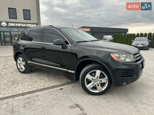 Черный Фольксваген Туарег, объемом двигателя 2.97 л и пробегом 335 тыс. км за 15500 $, фото 1 на Automoto.ua