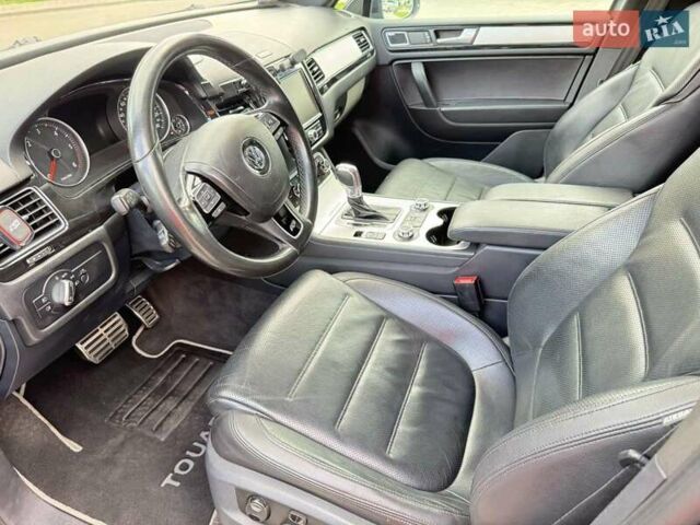 Черный Фольксваген Туарег, объемом двигателя 2.97 л и пробегом 247 тыс. км за 22999 $, фото 16 на Automoto.ua