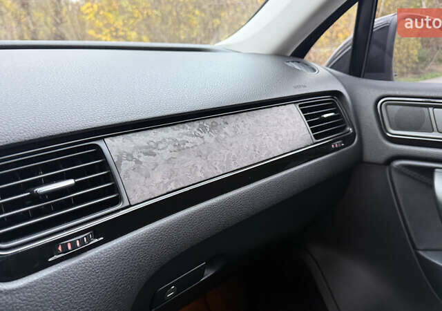 Чорний Фольксваген Туарег, об'ємом двигуна 2.97 л та пробігом 238 тис. км за 21800 $, фото 36 на Automoto.ua