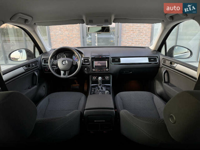 Чорний Фольксваген Туарег, об'ємом двигуна 2.97 л та пробігом 280 тис. км за 14999 $, фото 16 на Automoto.ua