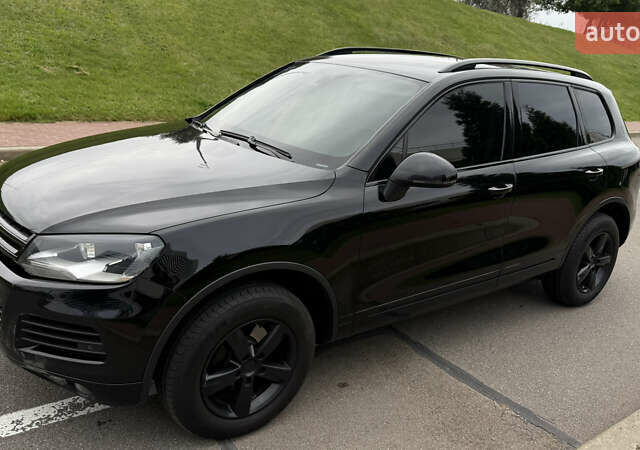 Чорний Фольксваген Туарег, об'ємом двигуна 2.97 л та пробігом 238 тис. км за 17300 $, фото 15 на Automoto.ua