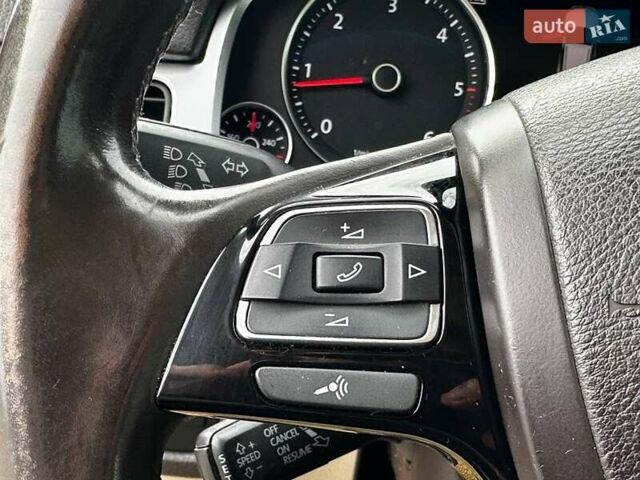 Чорний Фольксваген Туарег, об'ємом двигуна 2.97 л та пробігом 318 тис. км за 15999 $, фото 21 на Automoto.ua
