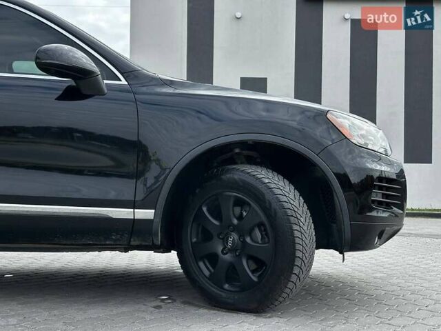 Чорний Фольксваген Туарег, об'ємом двигуна 2.97 л та пробігом 318 тис. км за 15999 $, фото 11 на Automoto.ua