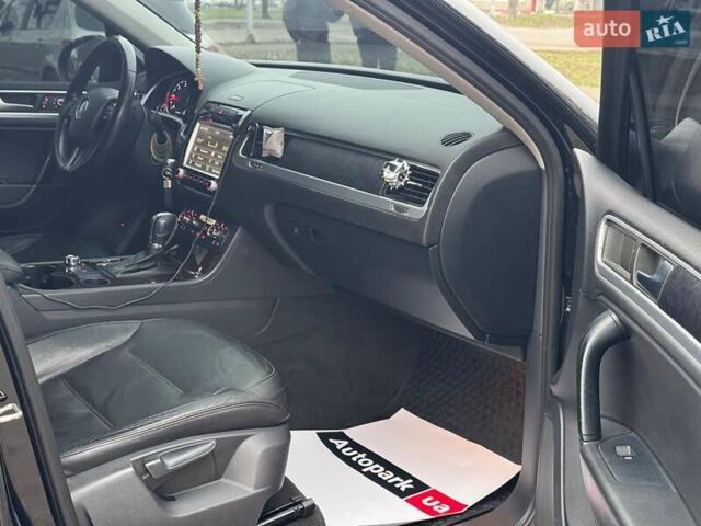 Черный Фольксваген Туарег, объемом двигателя 3 л и пробегом 308 тыс. км за 16490 $, фото 15 на Automoto.ua