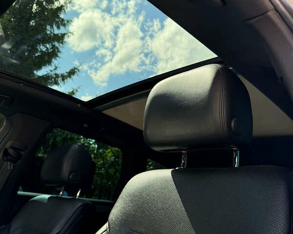 Чорний Фольксваген Туарег, об'ємом двигуна 3 л та пробігом 343 тис. км за 19900 $, фото 7 на Automoto.ua