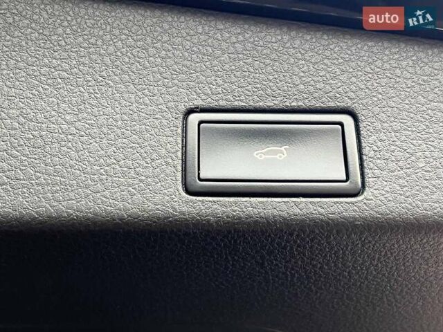 Чорний Фольксваген Туарег, об'ємом двигуна 3 л та пробігом 433 тис. км за 16700 $, фото 27 на Automoto.ua