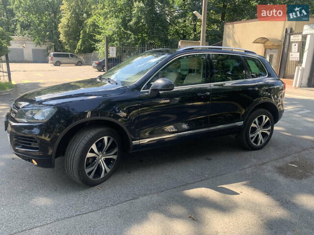 Чорний Фольксваген Туарег, об'ємом двигуна 3 л та пробігом 269 тис. км за 19999 $, фото 31 на Automoto.ua