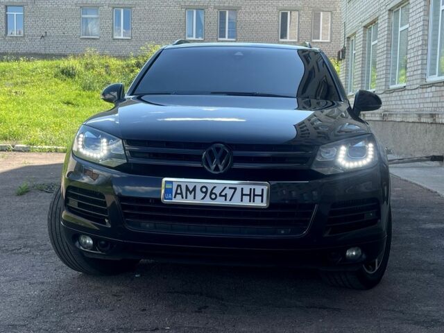 Чорний Фольксваген Туарег, об'ємом двигуна 3 л та пробігом 275 тис. км за 17900 $, фото 2 на Automoto.ua