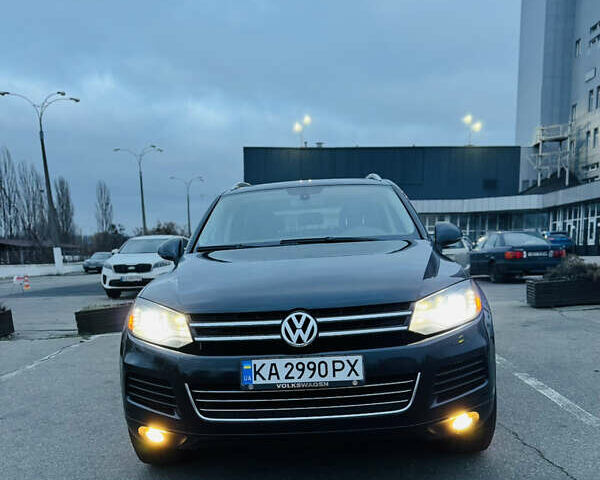 Чорний Фольксваген Туарег, об'ємом двигуна 2.97 л та пробігом 264 тис. км за 18300 $, фото 2 на Automoto.ua