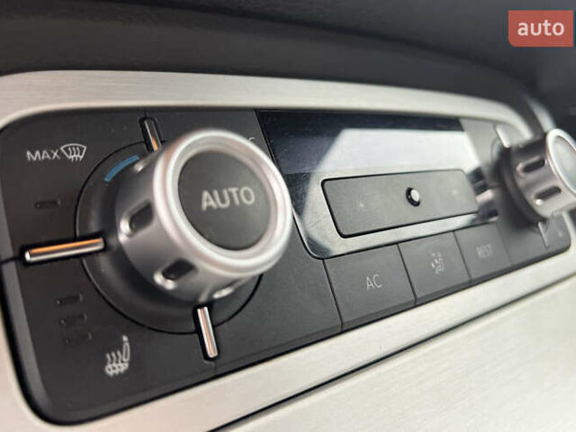 Черный Фольксваген Туарег, объемом двигателя 2.97 л и пробегом 370 тыс. км за 17800 $, фото 19 на Automoto.ua