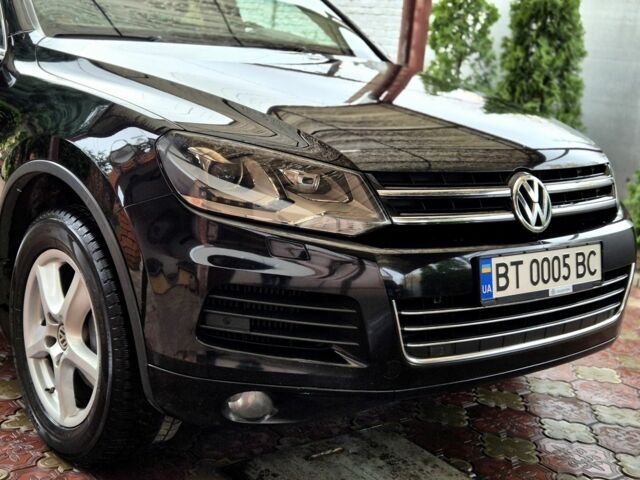 Черный Фольксваген Туарег, объемом двигателя 3 л и пробегом 250 тыс. км за 17300 $, фото 5 на Automoto.ua