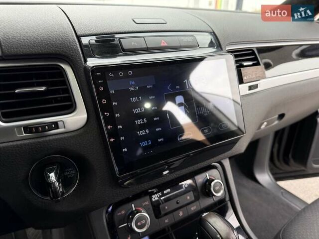 Черный Фольксваген Туарег, объемом двигателя 3 л и пробегом 207 тыс. км за 15700 $, фото 22 на Automoto.ua