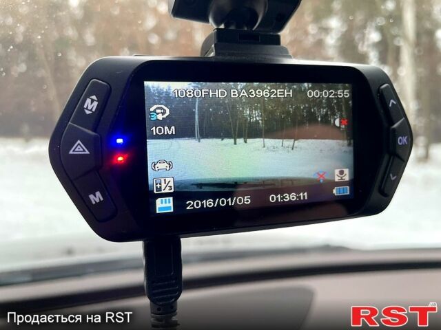 Черный Фольксваген Туарег, объемом двигателя 3 л и пробегом 258 тыс. км за 20600 $, фото 7 на Automoto.ua