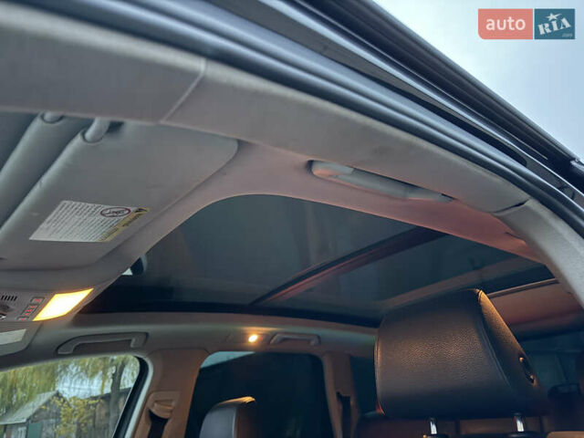 Черный Фольксваген Туарег, объемом двигателя 3 л и пробегом 285 тыс. км за 13800 $, фото 10 на Automoto.ua