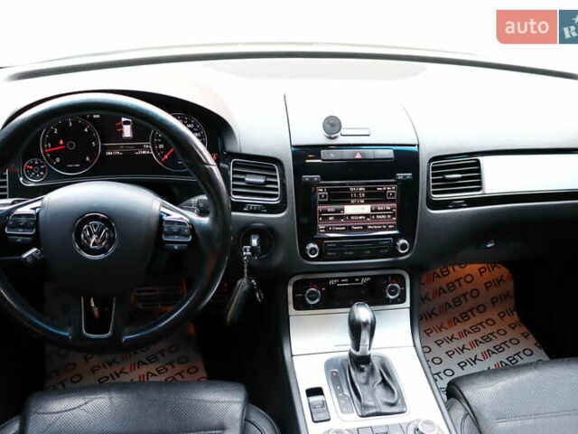 Черный Фольксваген Туарег, объемом двигателя 3 л и пробегом 284 тыс. км за 17800 $, фото 33 на Automoto.ua