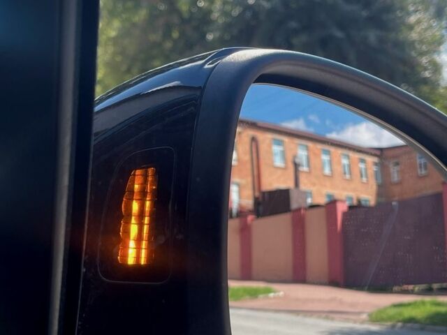 Чорний Фольксваген Туарег, об'ємом двигуна 3 л та пробігом 275 тис. км за 17900 $, фото 13 на Automoto.ua