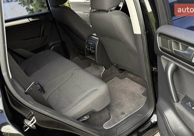 Чорний Фольксваген Туарег, об'ємом двигуна 2.97 л та пробігом 238 тис. км за 17300 $, фото 32 на Automoto.ua