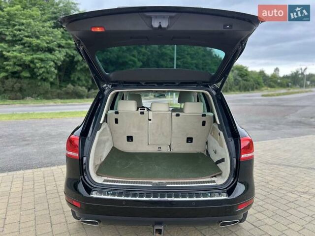 Черный Фольксваген Туарег, объемом двигателя 2.97 л и пробегом 299 тыс. км за 18700 $, фото 12 на Automoto.ua