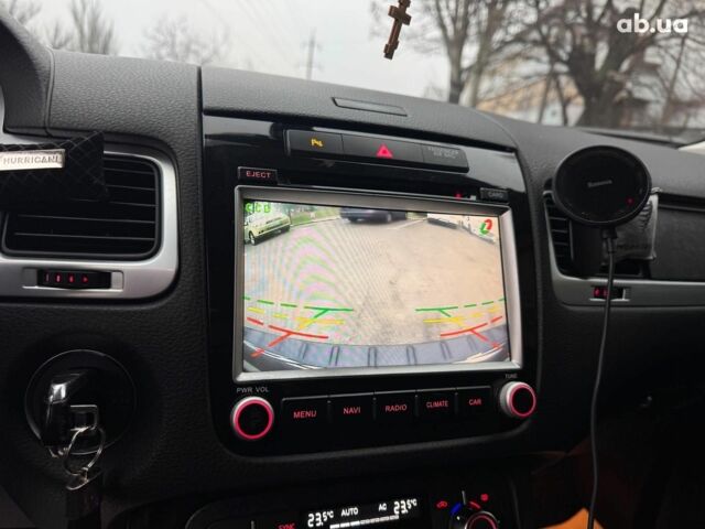 Черный Фольксваген Туарег, объемом двигателя 3 л и пробегом 308 тыс. км за 16490 $, фото 27 на Automoto.ua