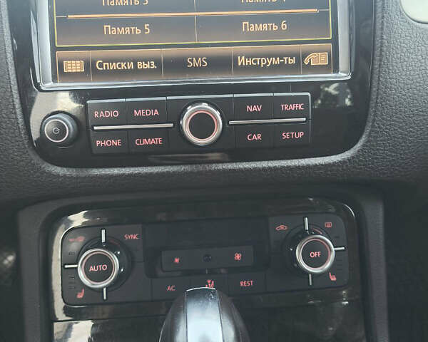 Черный Фольксваген Туарег, объемом двигателя 2.97 л и пробегом 206 тыс. км за 17800 $, фото 14 на Automoto.ua