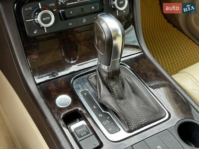 Чорний Фольксваген Туарег, об'ємом двигуна 2.97 л та пробігом 318 тис. км за 15999 $, фото 23 на Automoto.ua