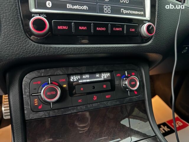 Черный Фольксваген Туарег, объемом двигателя 3 л и пробегом 308 тыс. км за 16490 $, фото 26 на Automoto.ua