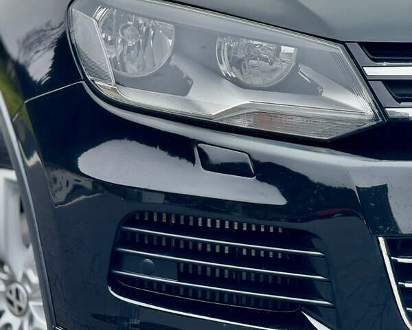 Черный Фольксваген Туарег, объемом двигателя 2.97 л и пробегом 310 тыс. км за 15200 $, фото 12 на Automoto.ua