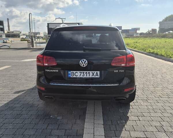 Чорний Фольксваген Туарег, об'ємом двигуна 2.97 л та пробігом 196 тис. км за 18500 $, фото 4 на Automoto.ua