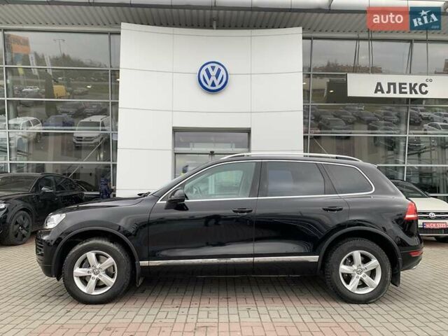 Черный Фольксваген Туарег, объемом двигателя 2.97 л и пробегом 198 тыс. км за 18000 $, фото 3 на Automoto.ua