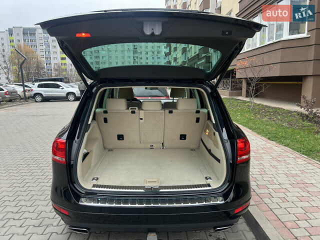 Черный Фольксваген Туарег, объемом двигателя 2.97 л и пробегом 210 тыс. км за 19500 $, фото 14 на Automoto.ua