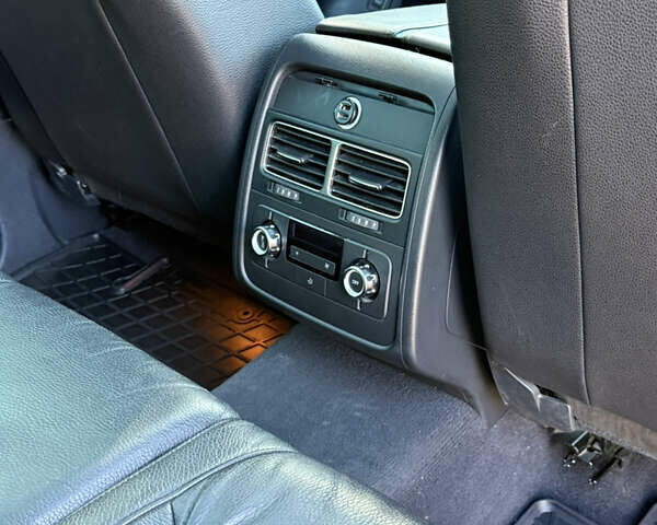 Фольксваген Туарег 2013 в Черновцах на Automoto.ua Черный Фольксваген Туарег, объемом двигателя 2.97 л и пробегом 276 тыс. км за 18900 $, фото 53 на Automoto.ua