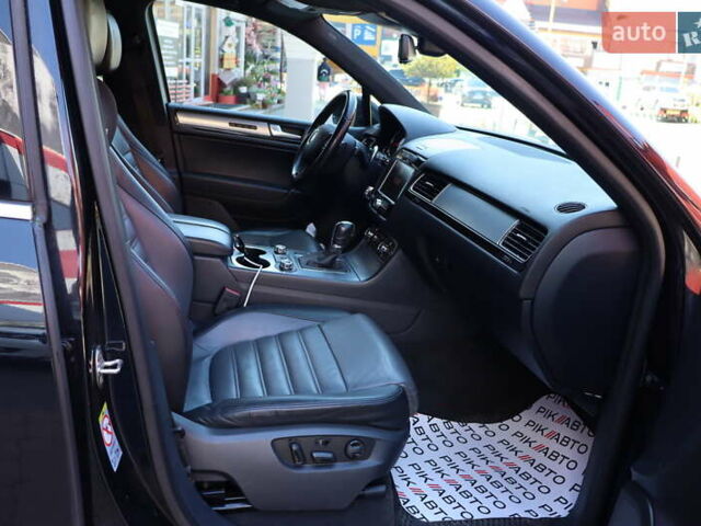 Черный Фольксваген Туарег, объемом двигателя 3 л и пробегом 142 тыс. км за 22900 $, фото 45 на Automoto.ua