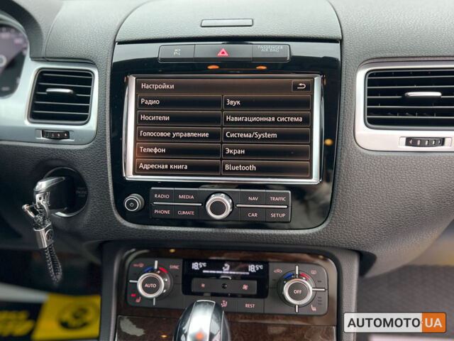 Чорний Фольксваген Туарег, об'ємом двигуна 3 л та пробігом 191 тис. км за 25300 $, фото 10 на Automoto.ua