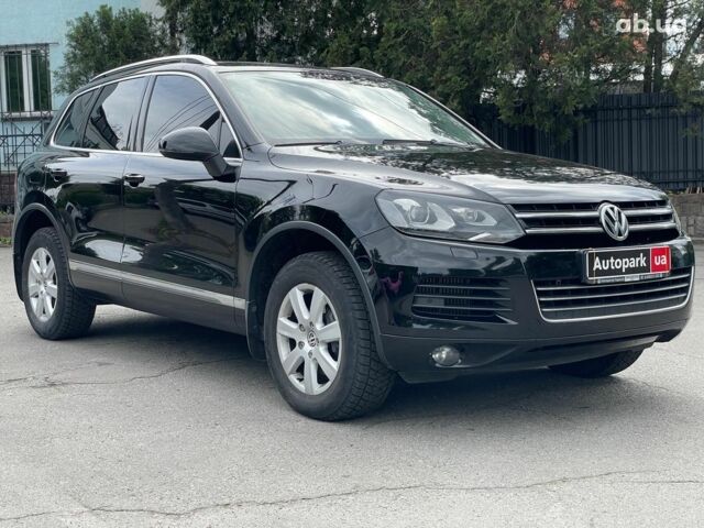 Чорний Фольксваген Туарег, об'ємом двигуна 3 л та пробігом 197 тис. км за 27490 $, фото 4 на Automoto.ua