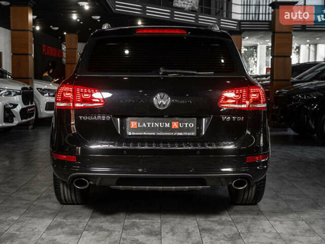Чорний Фольксваген Туарег, об'ємом двигуна 2.97 л та пробігом 163 тис. км за 21900 $, фото 3 на Automoto.ua